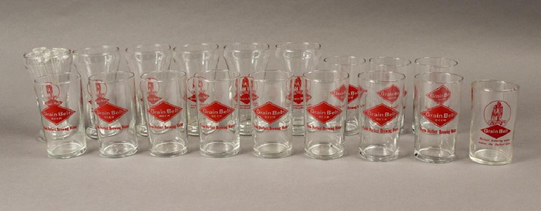 63 Collector Grain Belt Beer Glasses (1 of 9)