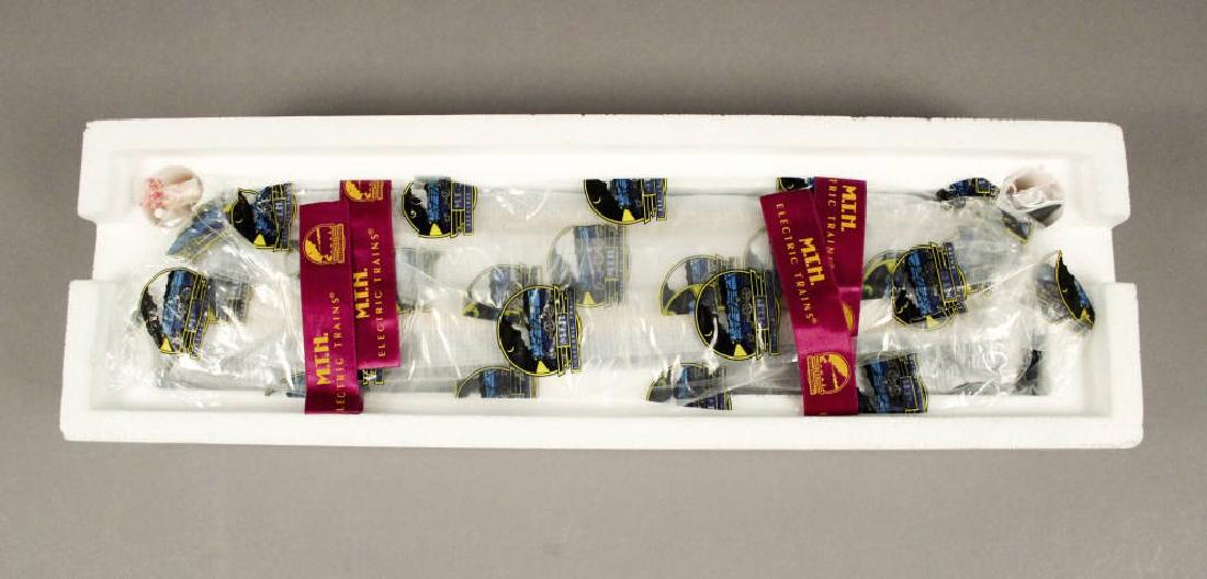 MTH 20-2231-1 FM Train Master Diesel Engine in Box (1 of 8)