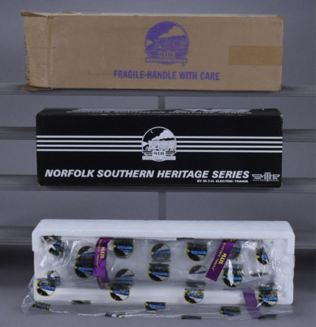 MTH 20-20274-2 SD70 ACE Diesel Engine with Box (1 of 6)