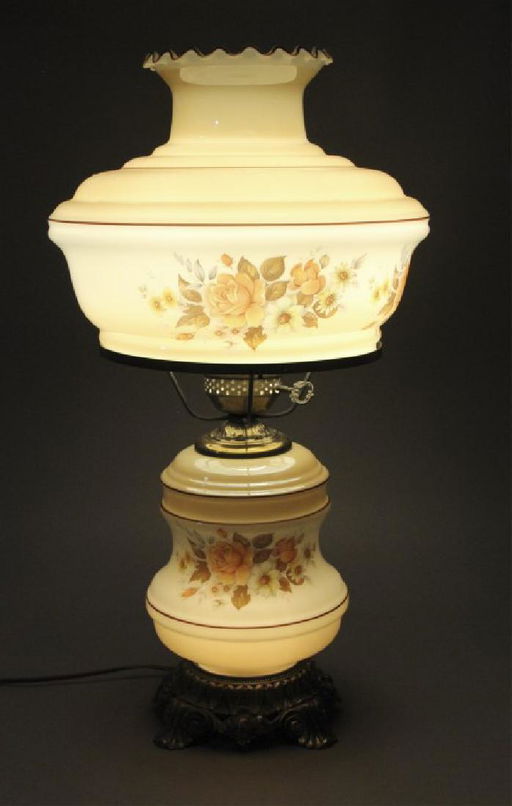 Vintage 3 Way Gone With The Wind Hurricane Lamp
