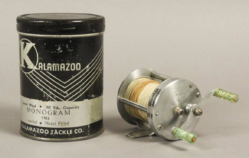 Vintage Kalamazoo "monogram" 1703 Reel With Tin