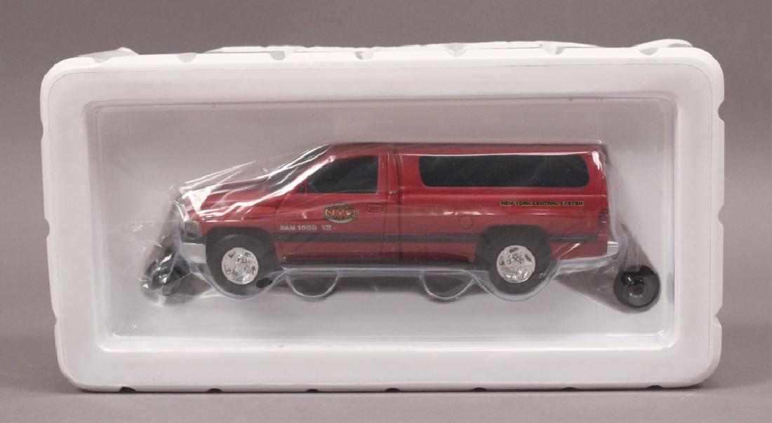 Lionel 6-18436 NYC Dodge Ram On-Track Inspection (1 of 8)