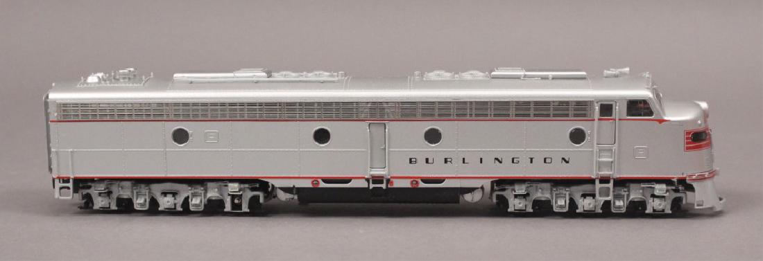 Life Like Chicago Burlington & Quincy 99411B Loco: Life Like 7206 N Scale Chicago Burlington & Quincy E-8 Diesel Locomotive #9941B. [JSC 102]