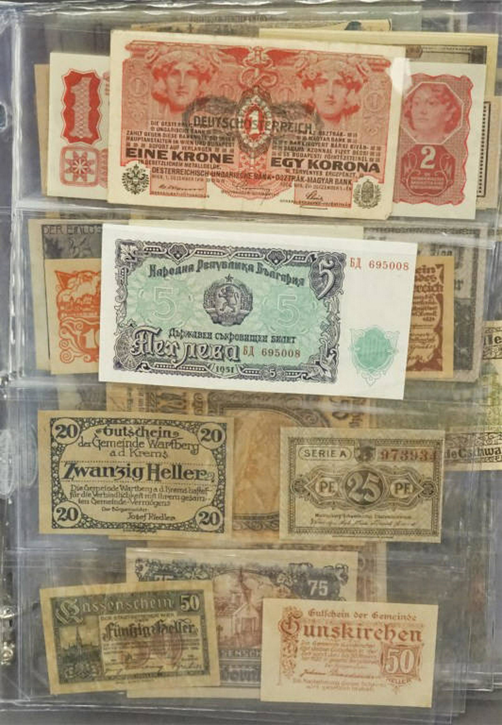 Large Assorted Foreign Paper Currency Collection: 1951, 1868, 1970s Bank of Scotland denominations. 1922 - 1 Fine Krone, 1945 - 20 & 100 Banco Central De Bolivia. German, 1920s Austria Heller, Please view photographs for complete descriptions. [KRE 2