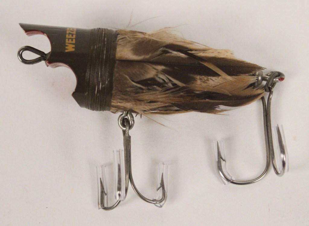 1940's Weezel Sparrow Brown Feathered Fishing Lure: The Wheezel Bait Co. Cincinatti, Ohio. [RMP 2784]