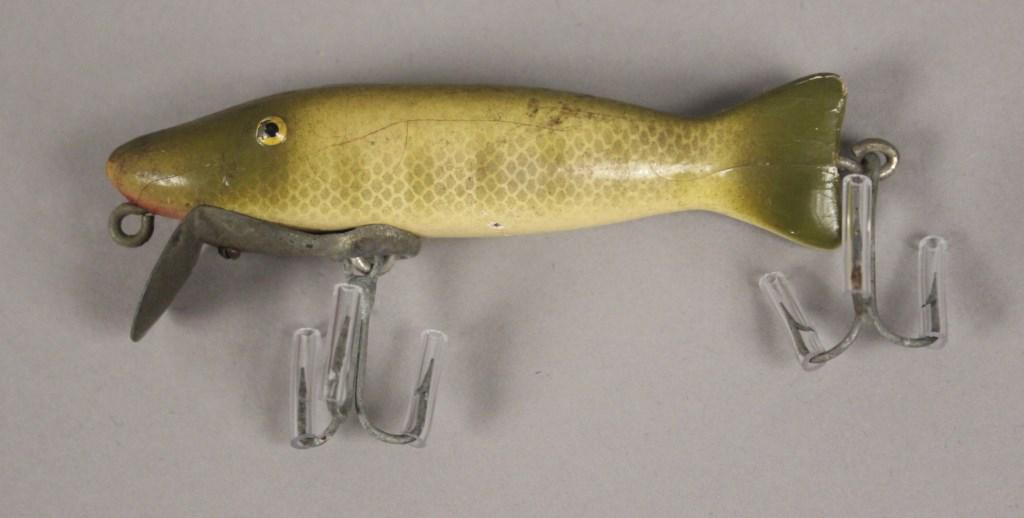 Vintage Paw Paw Caster Fishing Lure: [RMP 2823]