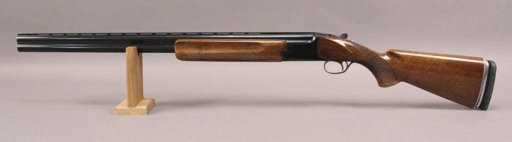 Browning Citori 12 Gauge Shotgun: Browning Arms Co. Morgan Utah, & Montreal P.Q. Made In Japan. Special Steel 12 Ga - 2 3/4" and 3" - 28" . [MDB 110]