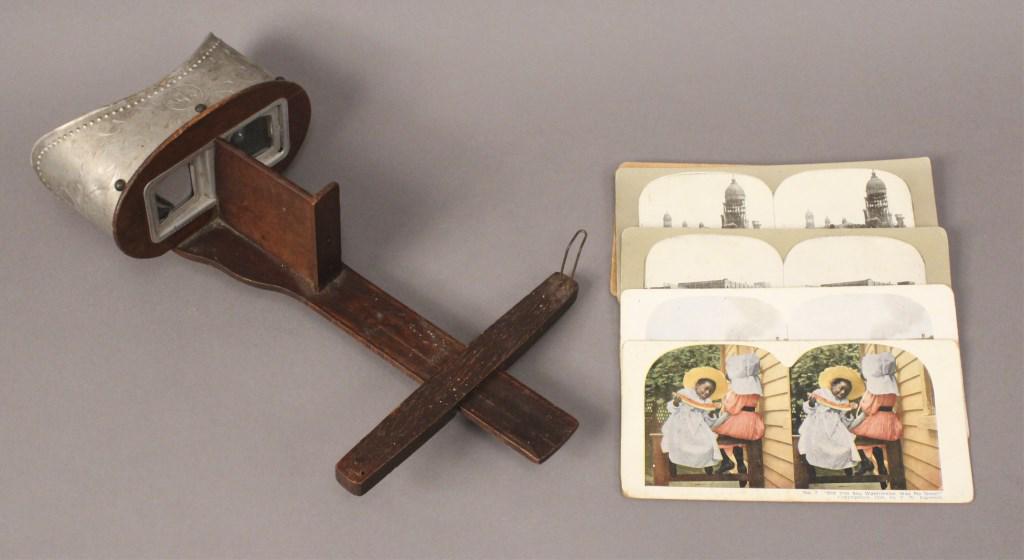 Monarch Stereoscope with 5 Stereo View Cards (1 of 8)