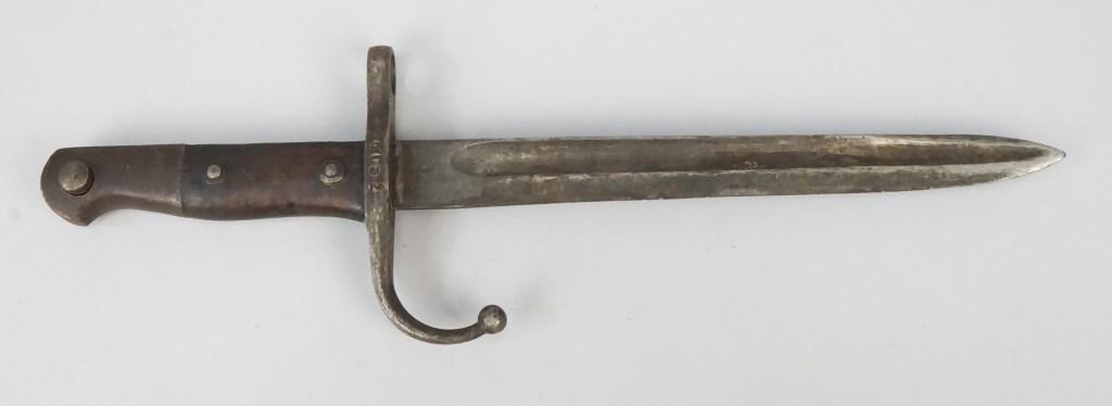 Antique 14" Bayonet Marked 6152: Carved in metal "AS - FH" and a stamped star. [RMP 4196]