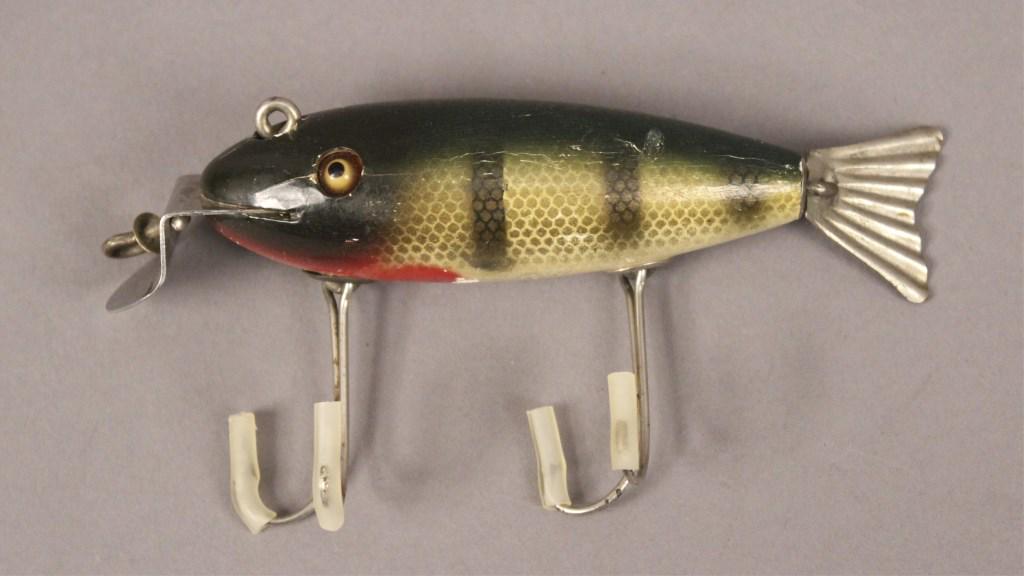 Creek Chub Wag Tail Glass Eye Minnow Fishing Lure: [RMP 3614]