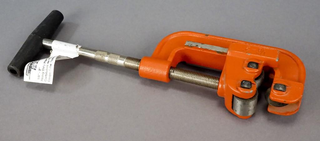 Superior Tool Pro - Line Heavy Duty Pipe Cutter: Cuts 1/8" - 2" pipes. [HOU 464]