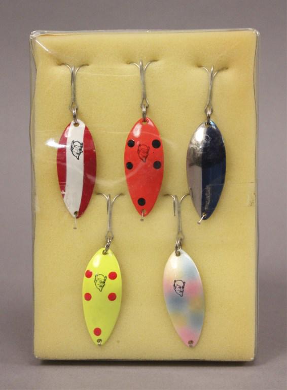 5 Lou Eppinger Daredevle Spoon Fishing Lures: [MAB 794]
