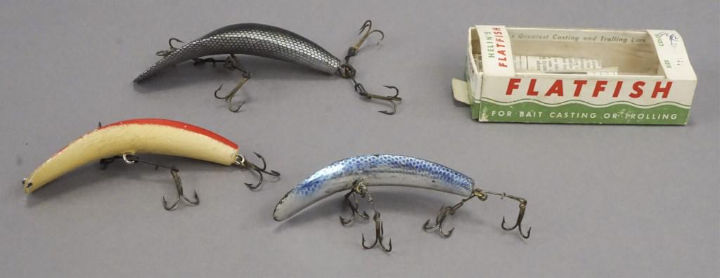 3 Helin Flatfish Fishing Lures & 1 Original Box: [RMP 3802]