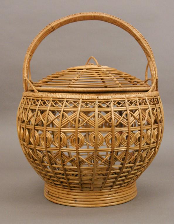 Ornate Handwoven Handled Basket with Lid: [CLU 492]