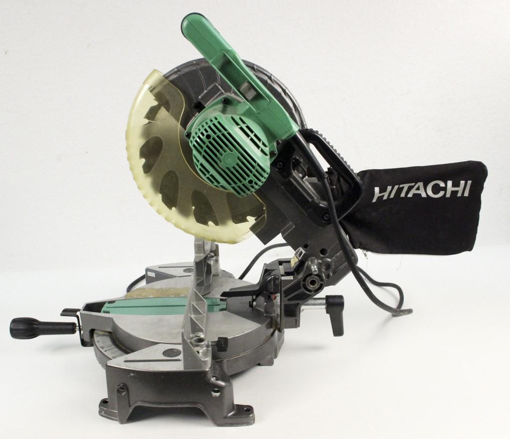 Hitachi C10FCH2 Laser Miter Saw - Clean!: Hitachi C10FCH2 laser miter saw, in working condition. PLEASE BE AWARE that bidding on large or heavy pieces means that you must pick it up at our location in Alpena, Michigan, have it delivered by us