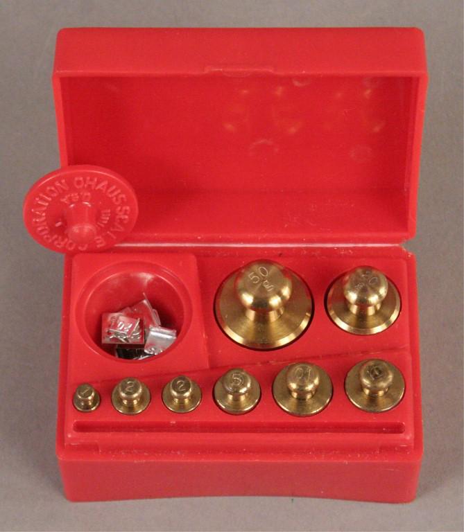 Set Scale Weights with Case - Chaus Union NJ (1 of 4)