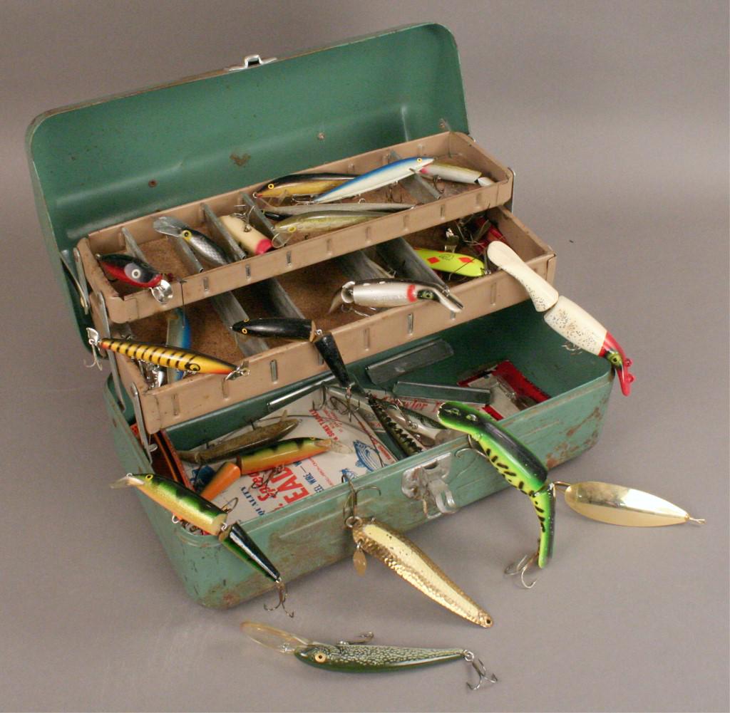 Niagra Falls Tacklebox Loaded with Tackle (1 of 3)