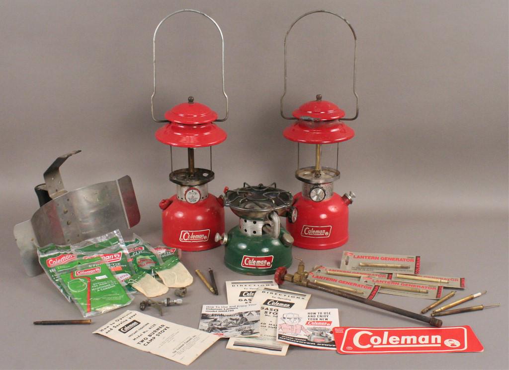 Coleman Lanterns & Accessories - For Repair (1 of 8)
