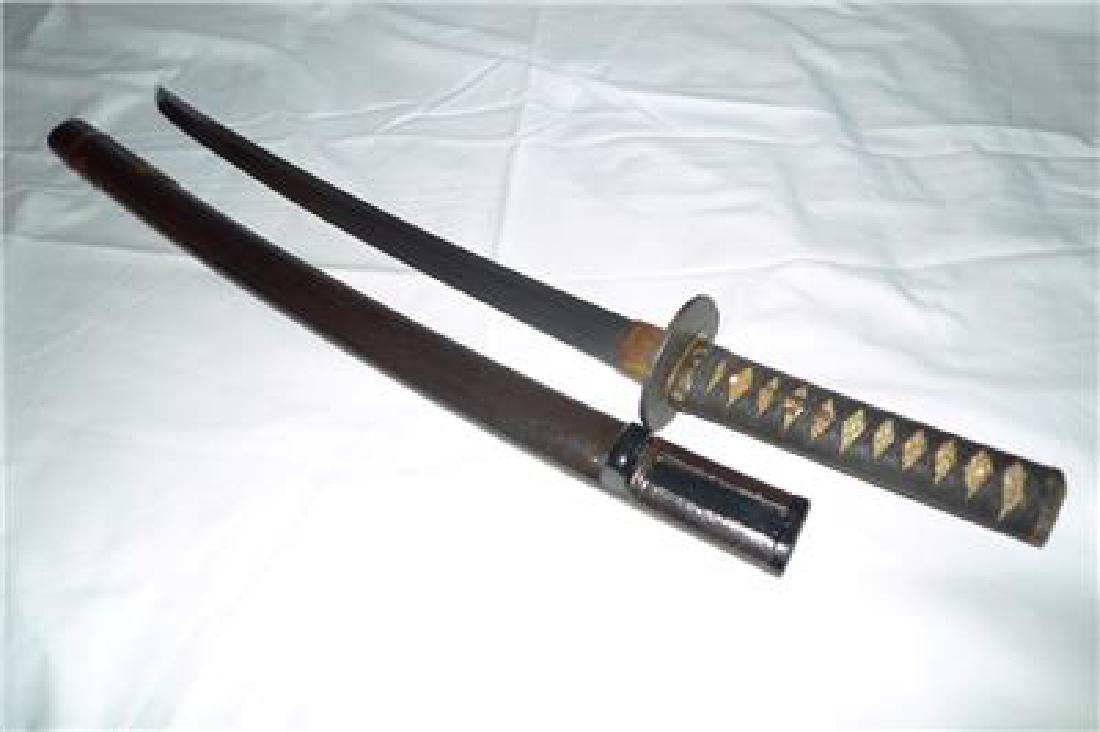 Antique Japanese sword wakizashi early Shinto. (1 of 11)