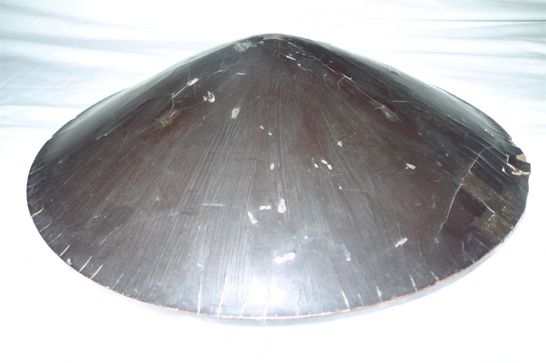 Antique Japanese lacquered SAMURAI's military Hat: Antique Japanese lacquered SAMURAI's military hat JINGASA w/family crest Edo