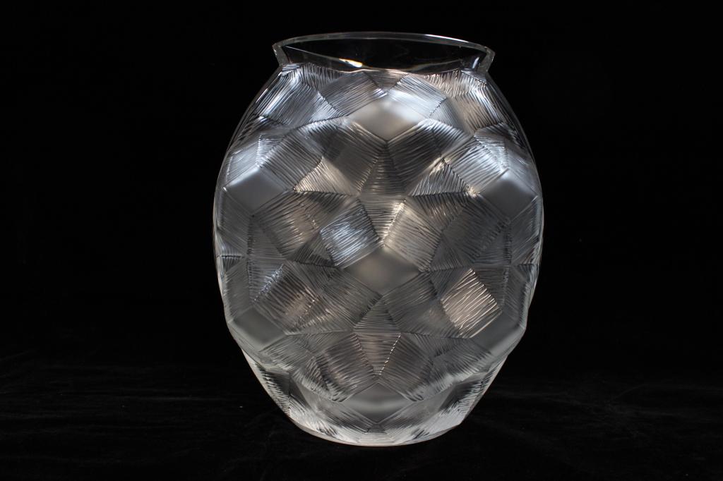 Lalique Vase (1 of 6)