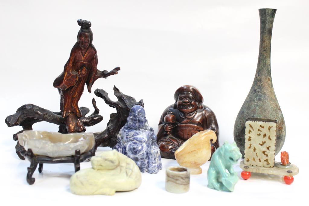 10 Lots of Chinese Jade/Lapiz/Wood Collections (1 of 8)