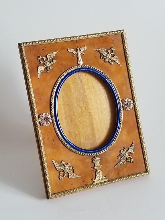 Antique Russian Birch Wood Enamel Frame: Antique Russian Birch Wood with Enamel and gilt bronze decoration picture frame . Measurements: 7 1/8" x 5 1/8" ( 18 x 13 cm ) . Condition : very good .