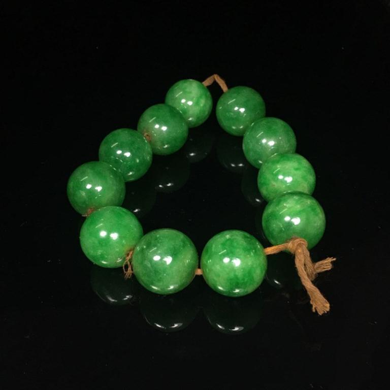 Chinese Green Beads Bracelet (1 of 4)