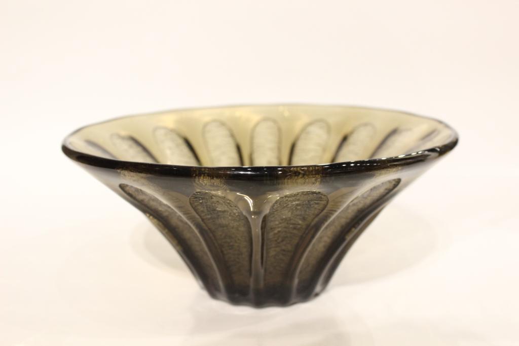 Art Glass Fruit Bowl,Signed Daum Nancy: 9" W