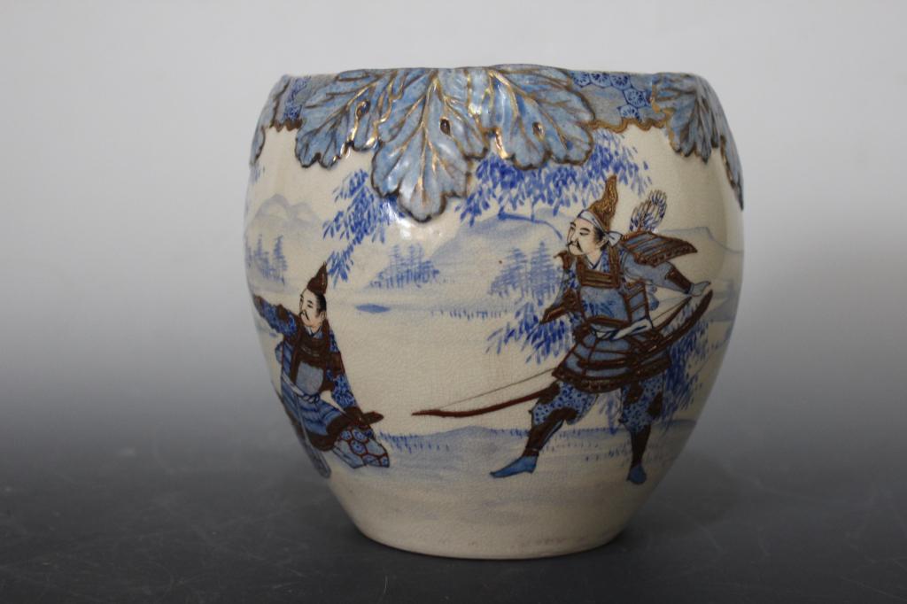 Porcelain jar: Porcelain jar