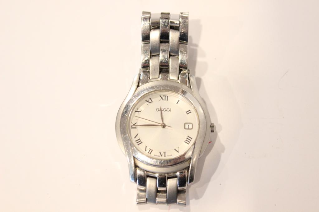 Gucci Watch (1 of 6)