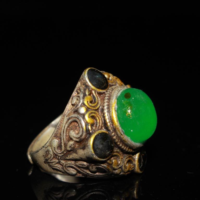 Chinese Ring w Green Stone (1 of 9)