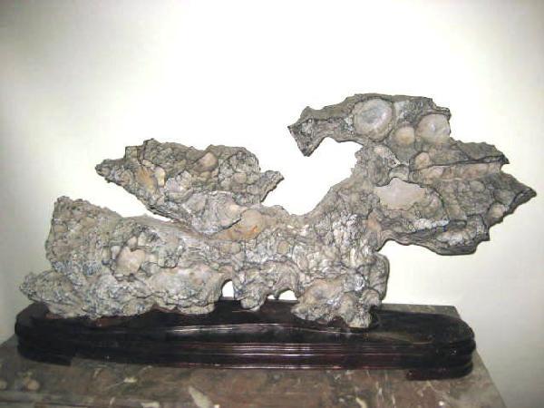 LIMBI natural stone sculpture (1 of 8)