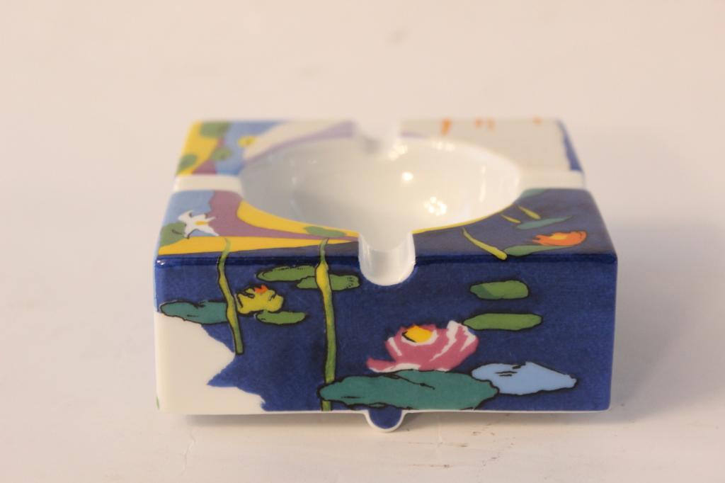 Limited Edition Hand PaintAshtray by Tadashi Asoma: 8.5cm W Please note the absence of a condition report does not imply that there are no condition issues with this lot. Please contact us for a detailed condition report.