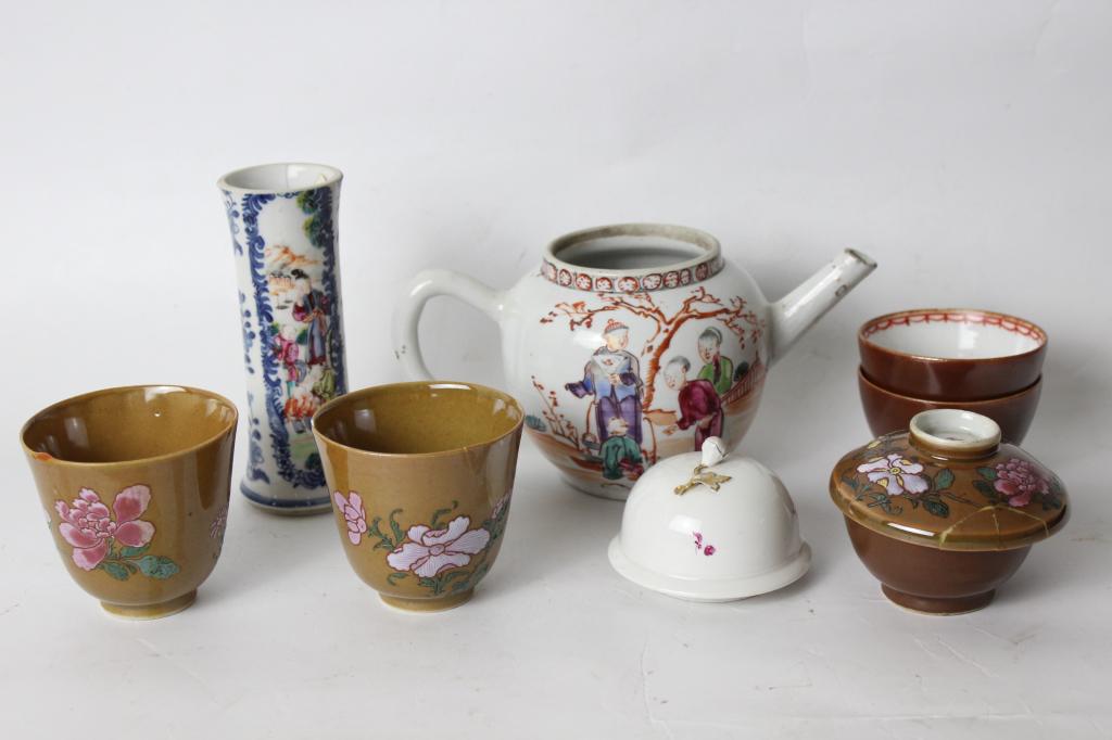 Group of 18th.C Export Chinese Porcelain Group (1 of 5)