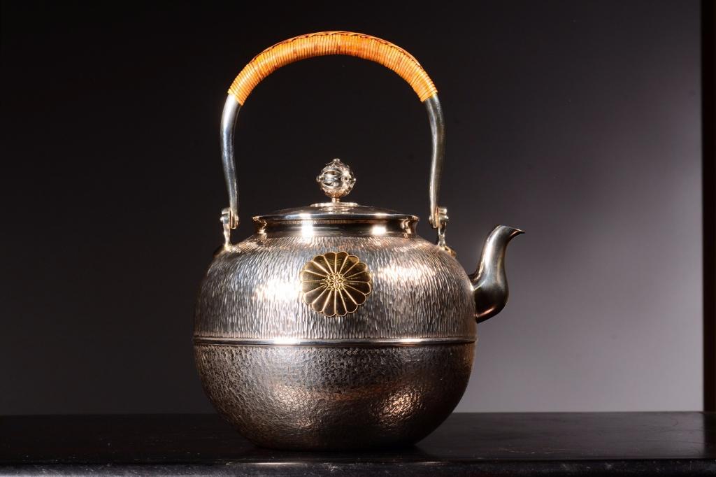 Japanese Silver Teapot (1 of 9)