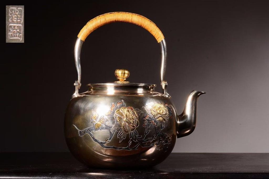 Japanese Silver Teapot ,Mark (1 of 9)