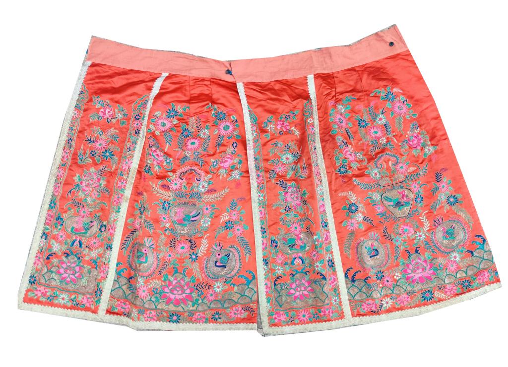 Chinese Silk Embroidery Skirt (1 of 9)