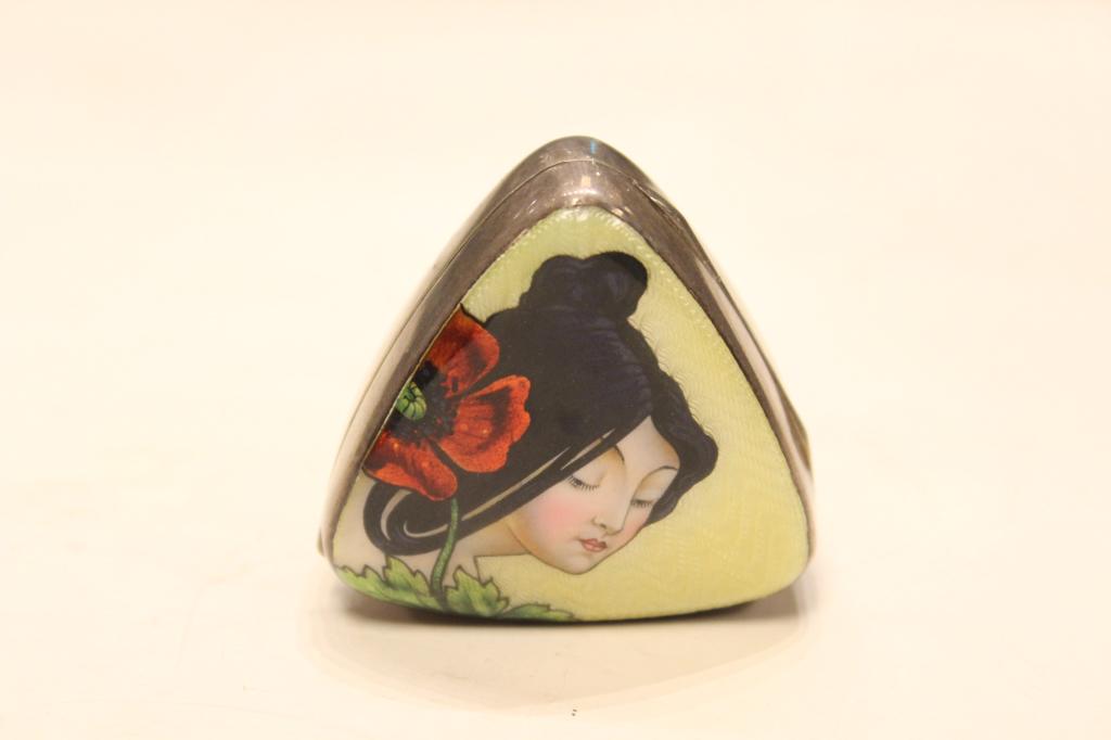 English Silver on Enamel Box w Japanese Girl Portr (1 of 5)