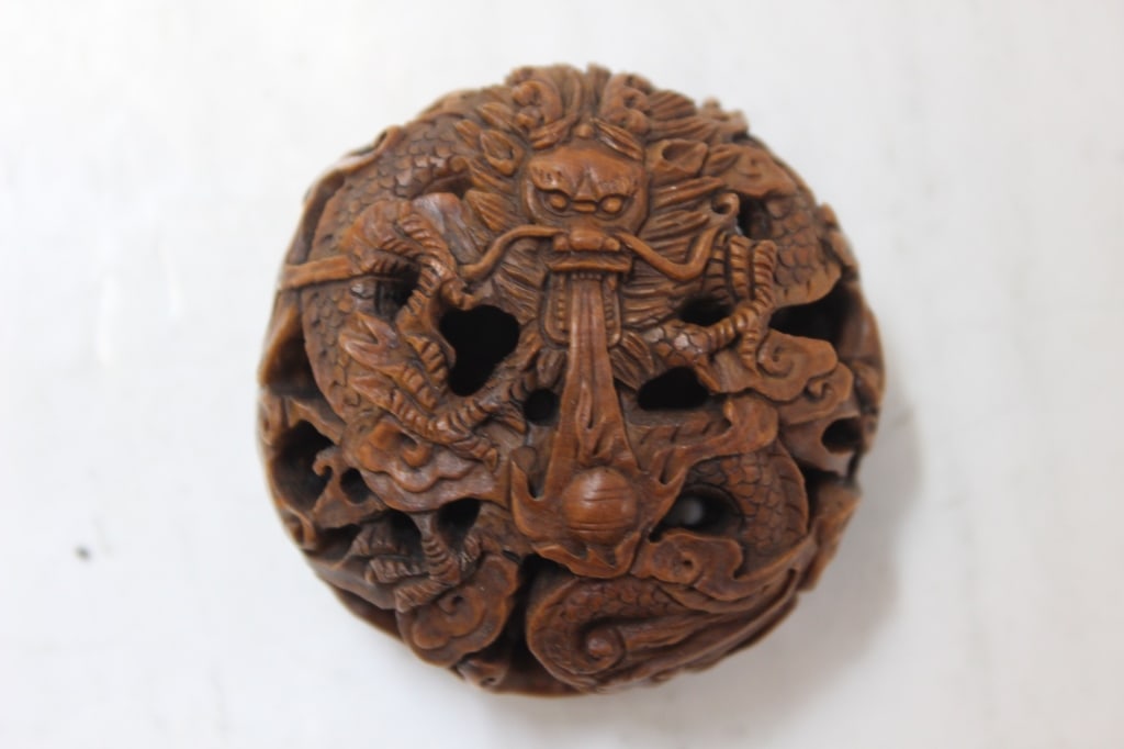 Japanese Wood Carved Netsuke (1 of 5)