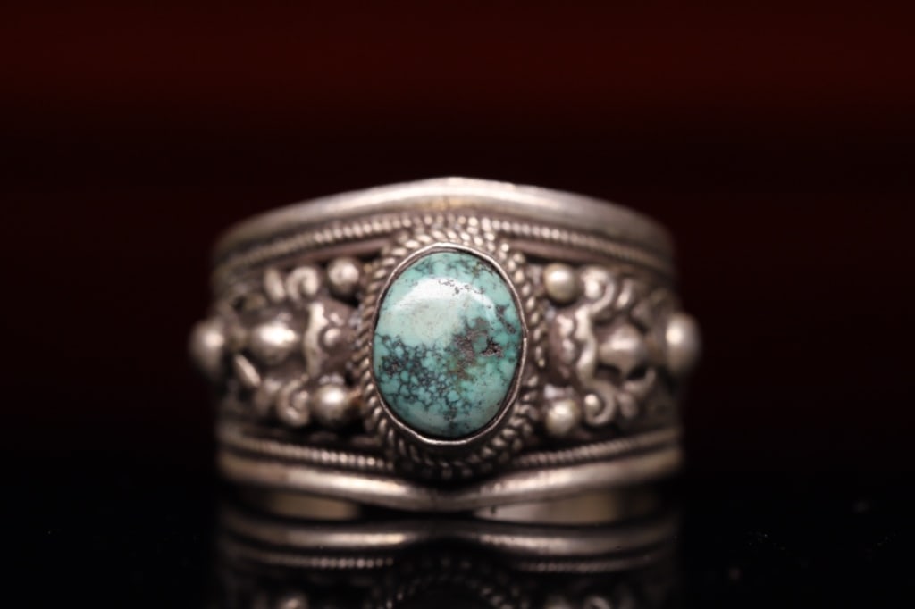 Tibetan Silver Ring w Turquoise (1 of 9)