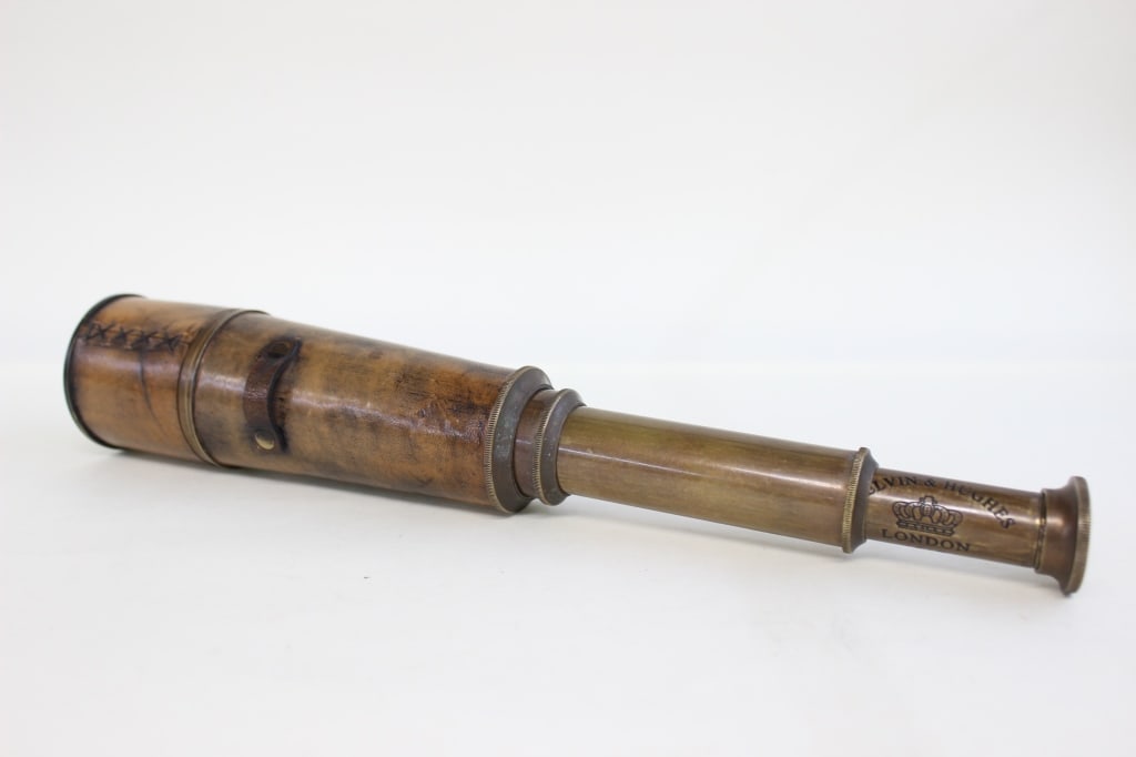 Working Nautical Antique Brass Telescope Spyglass (1 of 5)