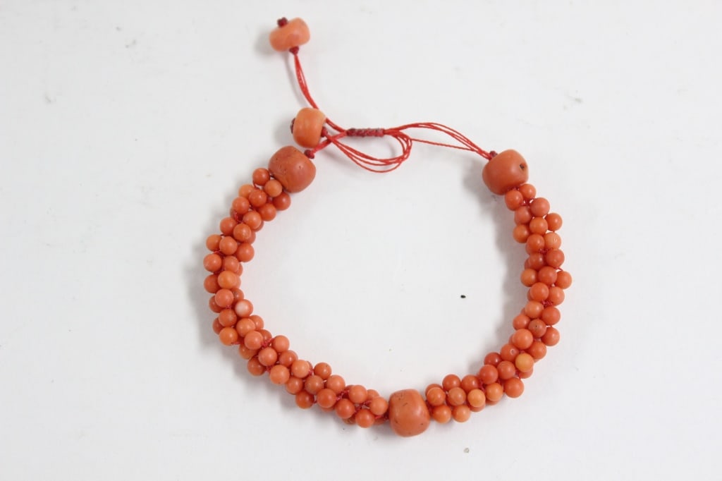 A Red Coral Beads Bracelet (1 of 2)