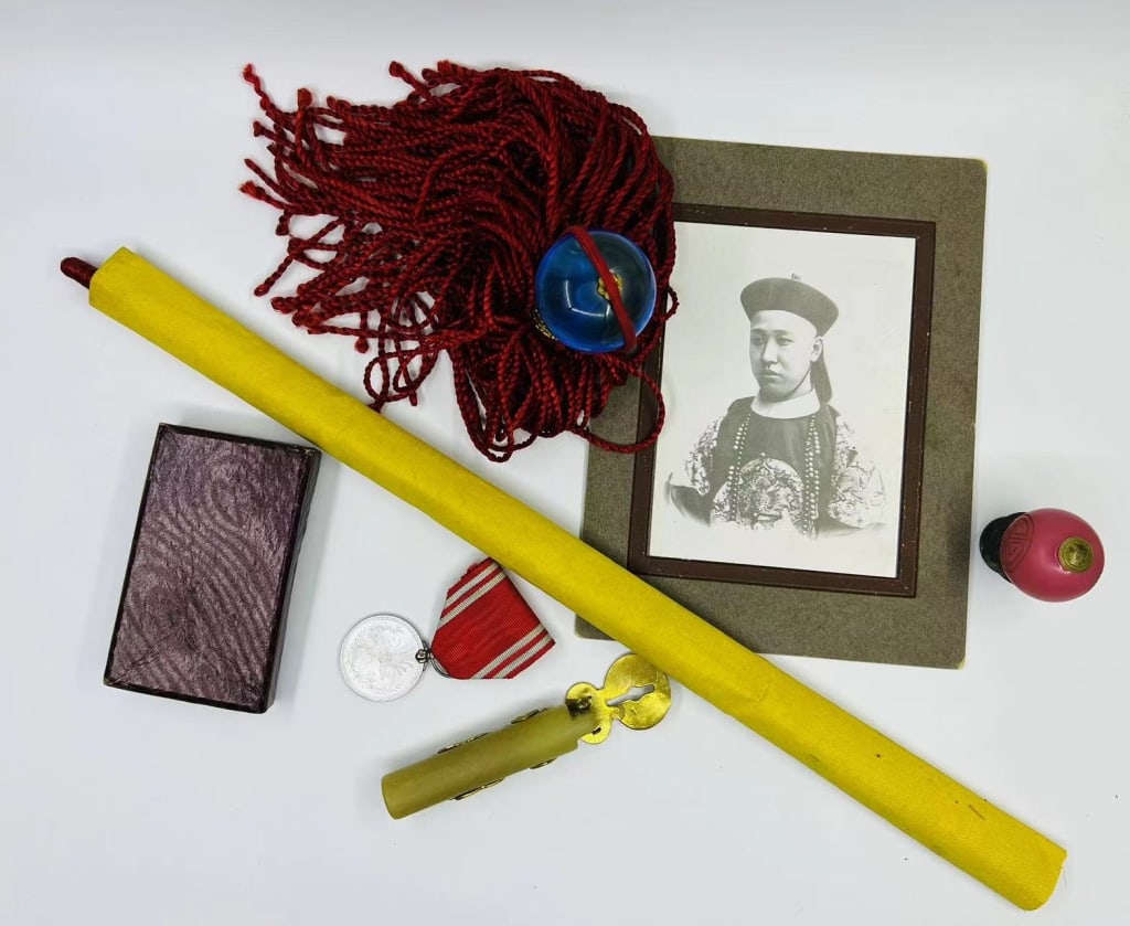 Chinese Hat Finial and Miscellaneous Lots (1 of 2)