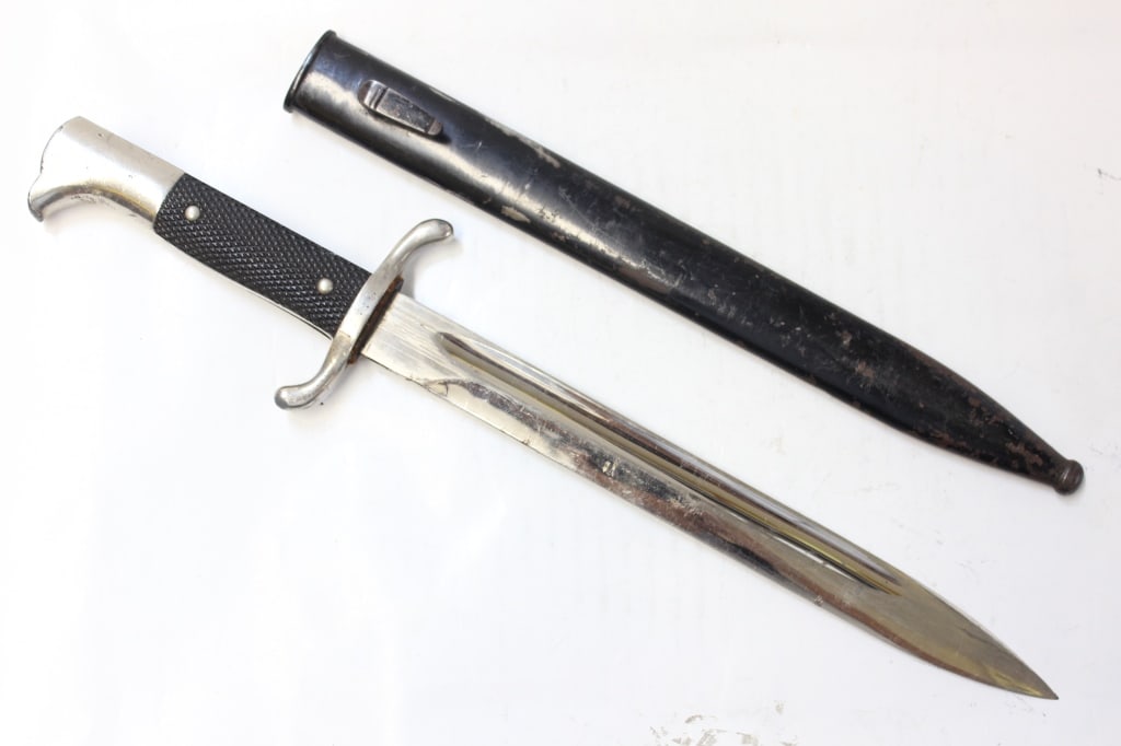 German Dagger (1 of 6)