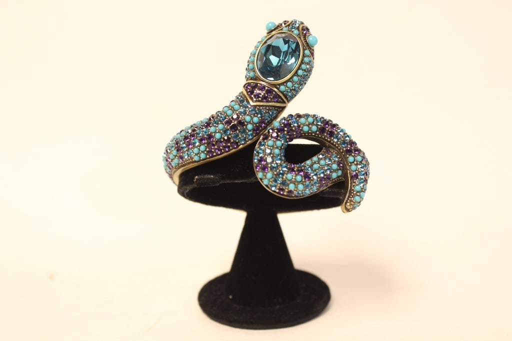 Custom Snake Bracelet Bangle: Custom Snake Bracelet Bangle Provenance: From a New York City Private Collector. Please note the absence of a condition report does not imply that there are no condition issues with this lot. Please c