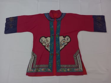 Vintage Antique Chinese Silk Red Jacket ， Qing Dynasty