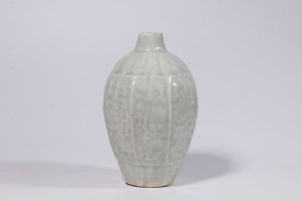 Chinese White Glazed Ding Porcelain Vase