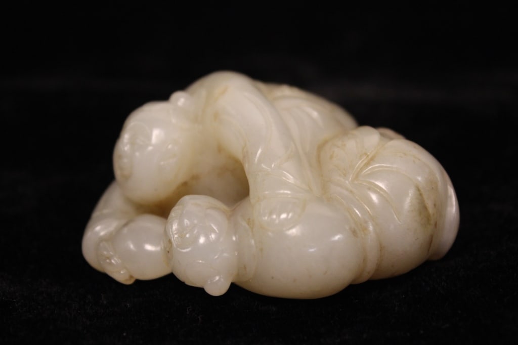 Chinese Jade Toggle w Russet (1 of 6)