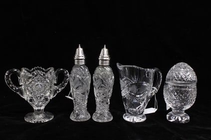 Lots of 5 Clear Glass Cups and Peppers Shaker